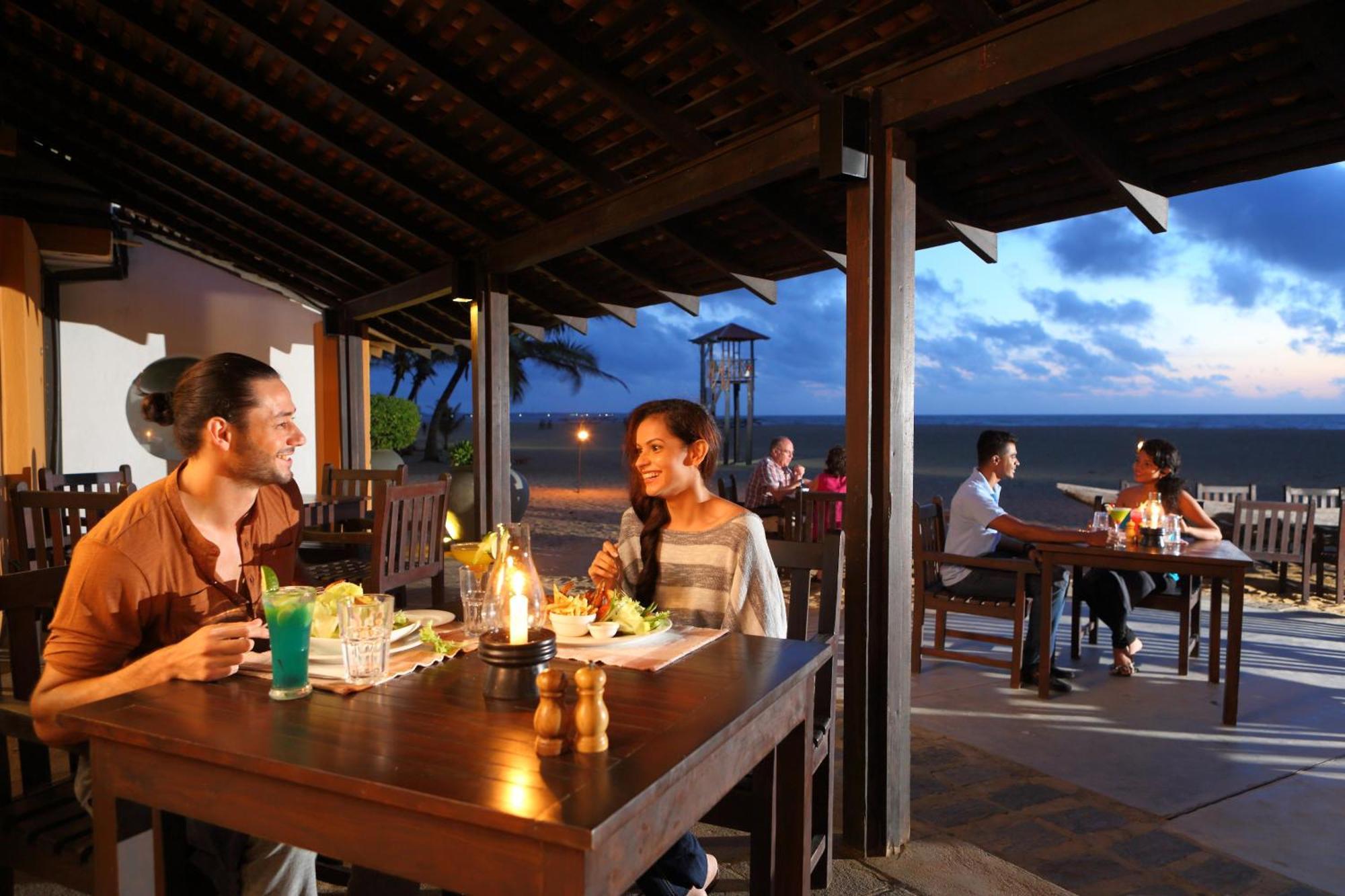Hotel Jetwing Blue Negombo Exteriér fotografie